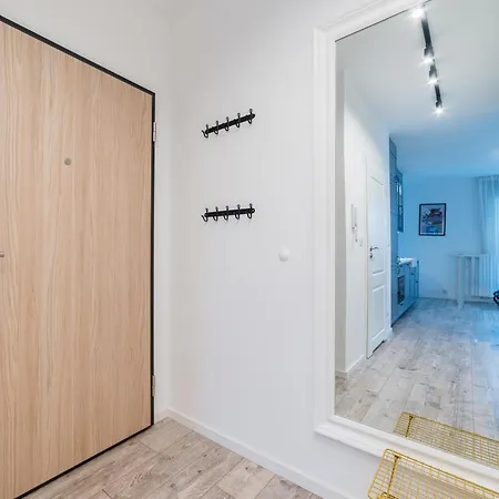 Goplana Deluxe By Bookinghost 포즈난