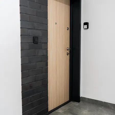 Goplana Deluxe By Bookinghost * 포즈난